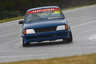 40;22-November-2008;Australia;Holden-Commodore;Island-Magic;Karl-Parsons;Melbourne;PIARC;Phillip-Island;Sports-Sedans;VIC;Victoria;auto;motorsport;racing;super-telephoto