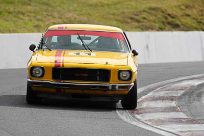 11;10-April-2009;1972-Holden-Monaro;Australia;Bathurst;FOSC;Festival-of-Sporting-Cars;Historic-Touring-Cars;Mt-Panorama;NSW;New-South-Wales;Paul-Axiak;auto;classic;motorsport;racing;super-telephoto;vintage