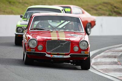 44;10-April-2009;1972-Volvo-164-E;Australia;Bathurst;FOSC;Festival-of-Sporting-Cars;Historic-Touring-Cars;Mt-Panorama;NSW;New-South-Wales;Vince-Harmer;auto;classic;motorsport;racing;super-telephoto;vintage