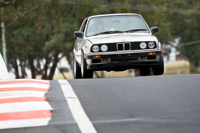 391;11-April-2009;1985-BMW-323i;Australia;Bathurst;FOSC;Festival-of-Sporting-Cars;Marc-Silver;Mt-Panorama;NSW;New-South-Wales;Regularity;auto;motorsport;racing;super-telephoto