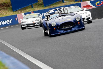 8;11-April-2009;1997-AC-Cobra;Australia;Bathurst;FOSC;Festival-of-Sporting-Cars;Iain-Pretty;Marque-and-Production-Sports;Mt-Panorama;NSW;New-South-Wales;auto;motorsport;racing;telephoto