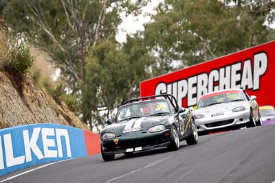 98;12-April-2009;2000-Mazda-MX‒5-SP;Australia;Bathurst;FOSC;Festival-of-Sporting-Cars;Marque-and-Production-Sports;Mazda-MX‒5;Mazda-MX5;Mazda-Miata;Mt-Panorama;NSW;New-South-Wales;Nick-Martinenko;auto;motorsport;racing;super-telephoto