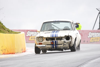 139;12-April-2009;1972-Ford-Escort;Australia;Bathurst;Cameron-Black;FOSC;Festival-of-Sporting-Cars;Historic-Touring-Cars;Mt-Panorama;NSW;New-South-Wales;auto;classic;motorsport;racing;super-telephoto;vintage