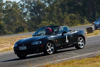 4;6-June-2009;Australia;Marilyn-Campbell;Mazda-MX‒5;Mazda-MX5;Mazda-Miata;Morgan-Park-Raceway;QLD;Queensland;Regularity;Warwick;auto;motorsport;racing;telephoto