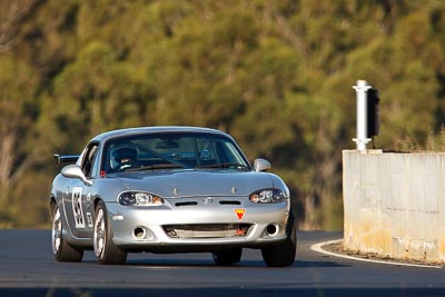 95;6-June-2009;Australia;Group-2A;Group-2B;Matilda-Mravicic;Mazda-MX‒5;Mazda-MX5;Mazda-Miata;Morgan-Park-Raceway;QLD;Queensland;Warwick;auto;motorsport;racing;super-telephoto