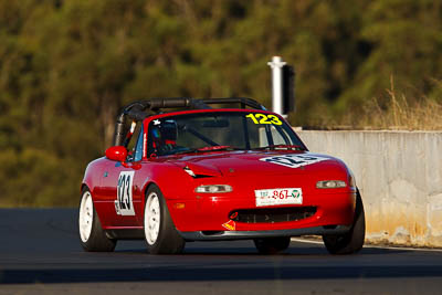 123;6-June-2009;Australia;Group-2F;Mazda-MX‒5;Mazda-MX5;Mazda-Miata;Morgan-Park-Raceway;QLD;Queensland;Steven-Head;Warwick;auto;motorsport;racing;super-telephoto