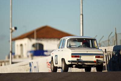 10;1971-Renault-10S;24-July-2009;Australia;Denis-Ryan;FOSC;Festival-of-Sporting-Cars;NSW;Narellan;New-South-Wales;Oran-Park-Raceway;Regularity;auto;motorsport;racing;super-telephoto