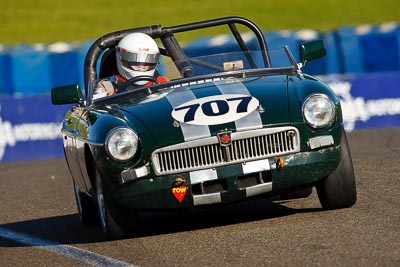 707;1967-MGB;25-July-2009;Australia;FOSC;Festival-of-Sporting-Cars;Group-S;NSW;Narellan;New-South-Wales;Oran-Park-Raceway;Reg-Darwell;auto;classic;historic;motorsport;racing;super-telephoto;vintage