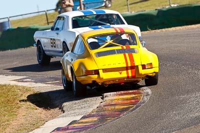 9;1970-Porsche-911S;25-July-2009;Australia;FOSC;Festival-of-Sporting-Cars;Group-N;Historic-Touring-Cars;NSW;Narellan;New-South-Wales;Oran-Park-Raceway;Wayne-Seabrook;auto;classic;historic;motorsport;racing;super-telephoto;vintage