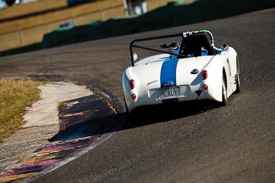 70;25-July-2009;Australia;FOSC;Festival-of-Sporting-Cars;Group-S;NSW;Narellan;New-South-Wales;Oran-Park-Raceway;auto;classic;historic;motorsport;racing;super-telephoto;vintage