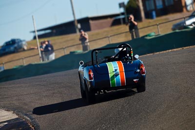 43;1966-Austin-Healey-Sprite;25-July-2009;Australia;Don-Bartley;FOSC;Festival-of-Sporting-Cars;Group-S;NSW;Narellan;New-South-Wales;Oran-Park-Raceway;auto;classic;historic;motorsport;racing;super-telephoto;vintage