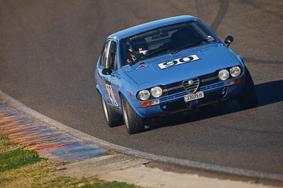 90;1977-Alfa-Romeo-Alfetta-GTV;25-July-2009;33035H;Australia;FOSC;Festival-of-Sporting-Cars;Group-S;NSW;Narellan;New-South-Wales;Oran-Park-Raceway;Robert-Berson;auto;classic;historic;motorsport;racing;super-telephoto;vintage