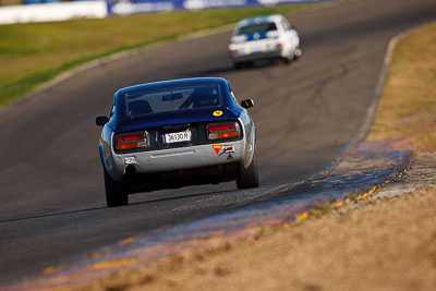 20;1972-Datsun-240Z;25-July-2009;36130H;Australia;FOSC;Festival-of-Sporting-Cars;James-Shelton;NSW;Narellan;New-South-Wales;Oran-Park-Raceway;Regularity;auto;motorsport;racing;super-telephoto