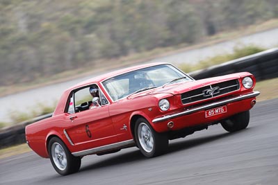 6;19-September-2009;Australia;Kurwongbah;Lakeside-Classic-Speed-Festival;Lakeside-Park;Lakeside-Raceway;QLD;Queensland;auto;classic;historic;motion-blur;motorsport;racing;super-telephoto;vintage