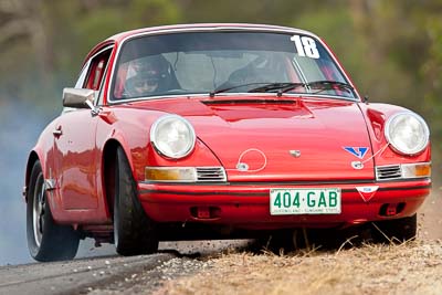 18;19-September-2009;Australia;Kurwongbah;Lakeside-Classic-Speed-Festival;Lakeside-Park;Lakeside-Raceway;QLD;Queensland;auto;classic;historic;motorsport;racing;super-telephoto;vintage