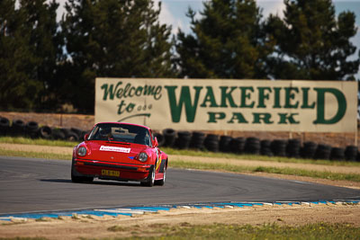 75;1969-Porsche-911;30-October-2009;Australia;FOSC;Festival-of-Sporting-Cars;NSW;New-South-Wales;Regularity;Tony-Brown;Wakefield-Park;auto;classic;historic;motorsport;racing;super-telephoto;vintage