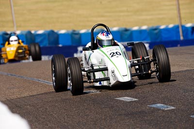 20;1-November-2009;Australia;Daniel-Westcott;Jacer-F2K5;NSW;NSW-State-Championship;NSWRRC;Narellan;New-South-Wales;Oran-Park-Raceway;auto;motorsport;racing;super-telephoto