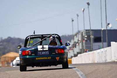 98;1-November-2009;Australia;Matilda-Mravicic;Mazda-MX‒5;Mazda-MX5;Mazda-Miata;NSW;NSW-State-Championship;NSWRRC;Narellan;New-South-Wales;Nick-Martinenko;Oran-Park-Raceway;Production-Sports-Cars;auto;motorsport;racing;super-telephoto