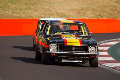 151;1972-Holden-Torana-XU‒1;3-April-2010;Australia;Bathurst;FOSC;Festival-of-Sporting-Cars;Historic-Touring-Cars;Mt-Panorama;NSW;New-South-Wales;Stuart-Young;auto;classic;motorsport;racing;super-telephoto;vintage