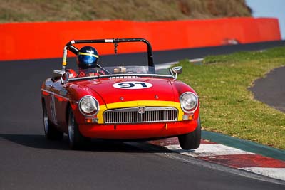 91;1970-MGB-Roadster;3-April-2010;Australia;Bathurst;FOSC;Festival-of-Sporting-Cars;Historic-Sports-Cars;Mt-Panorama;NSW;New-South-Wales;Steve-Dunne‒Contant;auto;classic;motorsport;racing;super-telephoto;vintage