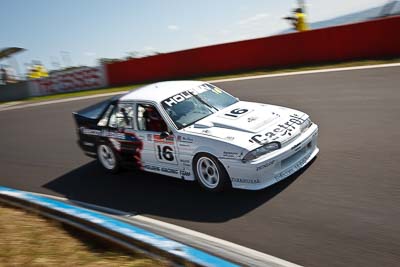 16;1990-Holden-Commodore-VL-Walkinshaw;3-April-2010;Australia;Bathurst;FOSC;Festival-of-Sporting-Cars;Gary-Collins;Mt-Panorama;NSW;New-South-Wales;auto;motorsport;racing;wide-angle