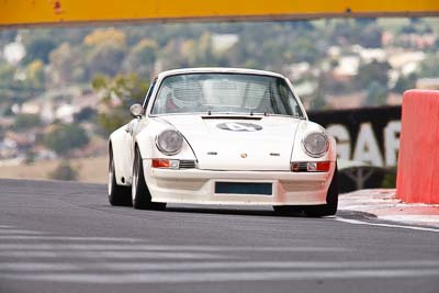 4;1972-Porsche-911;3-April-2010;Australia;Bathurst;Emile-Jansen;FOSC;Festival-of-Sporting-Cars;Marque-Sports;Mt-Panorama;NSW;New-South-Wales;auto;motorsport;racing;super-telephoto