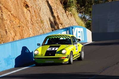 41;1975-Porsche-911-Carrera;4-April-2010;Australia;BAZ27L;Bathurst;FOSC;Festival-of-Sporting-Cars;Geoff-Morgan;Historic-Sports-Cars;Mt-Panorama;NSW;New-South-Wales;auto;classic;motorsport;racing;super-telephoto;vintage