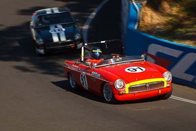 91;1970-MGB-Roadster;4-April-2010;Australia;Bathurst;FOSC;Festival-of-Sporting-Cars;Historic-Sports-Cars;Mt-Panorama;NSW;New-South-Wales;Steve-Dunne‒Contant;auto;classic;motorsport;racing;telephoto;vintage