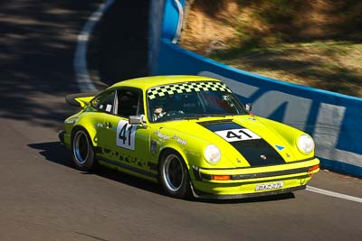 41;1975-Porsche-911-Carrera;4-April-2010;Australia;BAZ27L;Bathurst;FOSC;Festival-of-Sporting-Cars;Geoff-Morgan;Historic-Sports-Cars;Mt-Panorama;NSW;New-South-Wales;auto;classic;motorsport;racing;telephoto;vintage