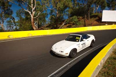 771;1993-Mazda-MX‒5;4-April-2010;519JXG;Australia;Bathurst;FOSC;Festival-of-Sporting-Cars;Fred-Chapman;Mazda-MX‒5;Mazda-MX5;Mazda-Miata;Mt-Panorama;NSW;New-South-Wales;Regularity;auto;motorsport;racing;wide-angle