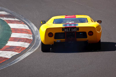 182;1999-DRB-GT40-Replica;5-April-2010;Australia;Bathurst;FOSC;Festival-of-Sporting-Cars;Greg-Quince;Mt-Panorama;NGT040;NSW;New-South-Wales;Regularity;auto;motorsport;racing;super-telephoto