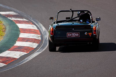 666;1964-MGB-Roadster;5-April-2010;Australia;Bathurst;CH9058;David-Anderson;FOSC;Festival-of-Sporting-Cars;Mt-Panorama;NSW;New-South-Wales;Regularity;auto;motorsport;racing;super-telephoto