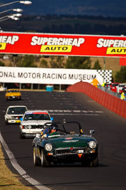 666;1964-MGB-Roadster;5-April-2010;Australia;Bathurst;CH9058;David-Anderson;FOSC;Festival-of-Sporting-Cars;Mt-Panorama;NSW;New-South-Wales;Regularity;auto;motorsport;racing;super-telephoto