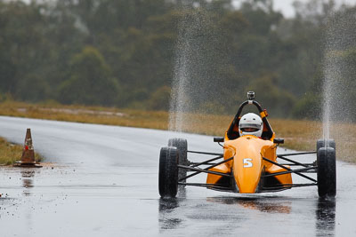 5;29-May-2010;Australia;Formula-Ford;James-Corbett;Morgan-Park-Raceway;QLD;Queensland;Vector-MG96;Warwick;auto;motorsport;racing;super-telephoto