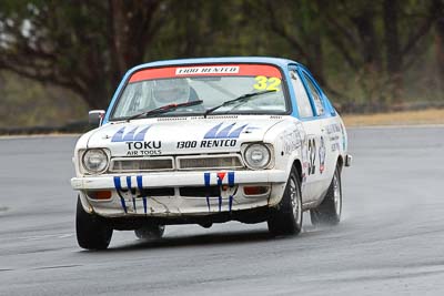 32;29-May-2010;Australia;Holden-Gemini;Morgan-Park-Raceway;Phil-Redpath;QLD;Queensland;Warwick;auto;motorsport;racing;super-telephoto