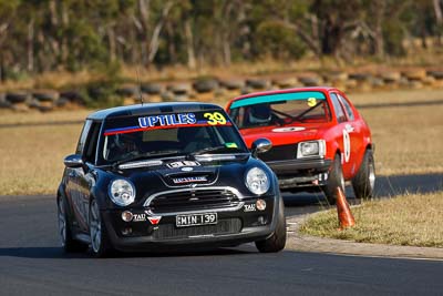 39;30-May-2010;Australia;Improved-Production;Morgan-Park-Raceway;QLD;Queensland;Trent-Spencer;Warwick;auto;motorsport;racing;super-telephoto