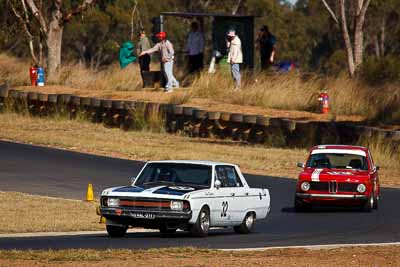 32;1971-Chrysler-Valiant-Pacer;24-July-2010;Australia;Group-N;Historic-Touring-Cars;Morgan-Park-Raceway;Paul-Redding;QLD;Queensland;Warwick;auto;classic;motorsport;racing;super-telephoto;vintage