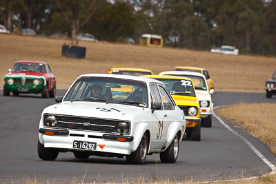 31;1975-Ford-Escort-Mk-II;24-July-2010;Australia;Jason-Delaney;Morgan-Park-Raceway;QLD;Queensland;Warwick;auto;motorsport;racing;super-telephoto