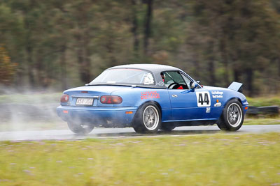 44;25-September-2010;Australia;Calum-Ballinger;Mazda-MX‒5;Mazda-MX5;Mazda-Miata;Morgan-Park-Raceway;Neil-Dedrie;QLD;Queensland;Warwick;auto;motorsport;racing;super-telephoto