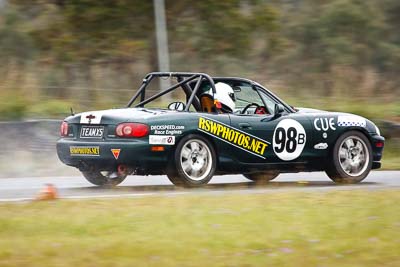 98;25-September-2010;Australia;Matilda-Mravicic;Mazda-MX‒5;Mazda-MX‒5-SP;Mazda-MX5;Mazda-Miata;Morgan-Park-Raceway;Nick-Martinenko;QLD;Queensland;Warwick;auto;motorsport;racing;super-telephoto