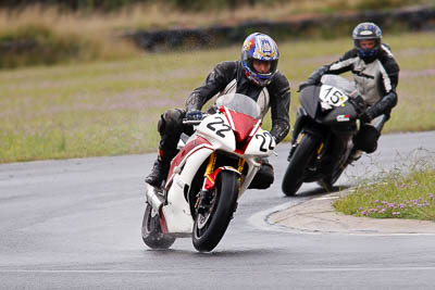 22;25-September-2010;Australia;Morgan-Park-Raceway;Nathan-Houterman;QLD;Queensland;Warwick;Yamaha-R6;auto;motorbike;motorsport;racing;super-telephoto