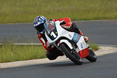 1;25-September-2010;Australia;Linc-Gilding;Morgan-Park-Raceway;QLD;Queensland;Warwick;auto;motorbike;motorsport;racing;super-telephoto