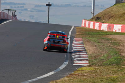 8;24-April-2011;8;Aussie-Racing-Cars;Australia;Bathurst;Bathurst-Motor-Festival;Mark-Griffith;Mt-Panorama;NSW;New-South-Wales;auto;motorsport;racing;super-telephoto