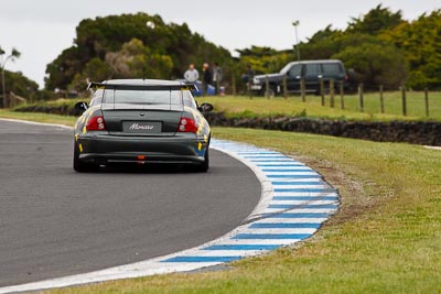 32;27-November-2011;Australia;Holden-Monaro;Island-Magic;Melbourne;Michael-Robinson;PIARC;Phillip-Island;Sports-Sedans;VIC;Victoria;auto;motorsport;racing;super-telephoto