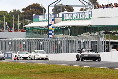 24;24;27-November-2011;Australia;Brian-Ferrabee;David-Barram;Island-Magic;Mazda-MX‒5;Mazda-MX5;Mazda-Miata;Melbourne;PIARC;Phillip-Island;Production-Sports-Cars;VIC;Victoria;auto;motorsport;racing;super-telephoto