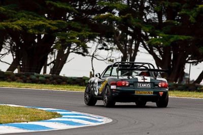 98;27-November-2011;Australia;Island-Magic;Matilda-Mravicic;Mazda-MX‒5;Mazda-MX5;Mazda-Miata;Melbourne;Nick-Martinenko;PIARC;Phillip-Island;Production-Sports-Cars;VIC;Victoria;auto;motorsport;racing;super-telephoto