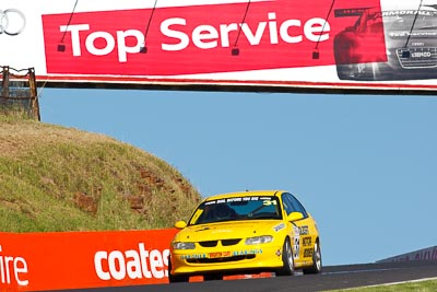 31;24-February-2012;31;Australia;Bathurst;Bathurst-12-Hour;Holden-Commodore-VT;Mt-Panorama;NSW;New-South-Wales;Robert-Lonie;Saloon-Cars;auto;endurance;motorsport;racing;super-telephoto