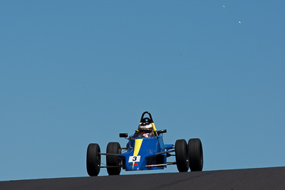 3;24-February-2012;3;Australia;Bathurst;Bathurst-12-Hour;Formula-Ford;Mt-Panorama;NSW;New-South-Wales;Open-Wheeler;Tom-Tweedie;Van-Diemen-RF86;auto;endurance;motorsport;racing;sky;super-telephoto