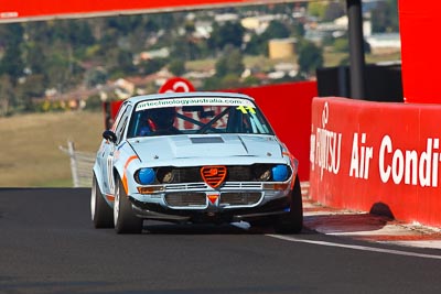 11;11;24-February-2012;Alfa-Romeo-GTV;Australia;Bathurst;Bathurst-12-Hour;Marcus-Gordon;Mt-Panorama;NSW;New-South-Wales;Sports-Sedans;auto;endurance;motorsport;racing;super-telephoto