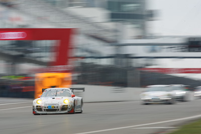 28;19-May-2013;24-Hour;Deutschland;Germany;Harald-Schlotter;Jens-Richter;Manthey-Racing;Marco-Schelp;Nordschleife;Nuerburg;Nuerburgring;Nurburg;Nurburgring;Nürburg;Nürburgring;Otto-Klohs;Porsche-911-GT3-R;Rhineland‒Palatinate;auto;motorsport;racing;super-telephoto;telephoto